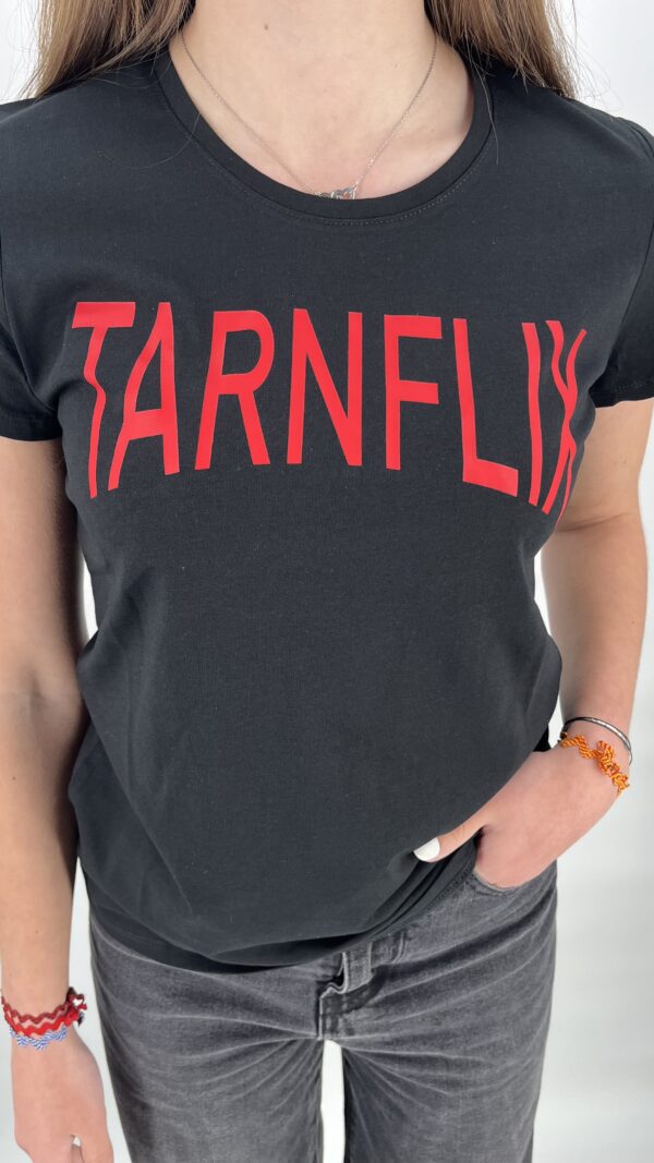 T-Shirt noir Tarnflix femme – Image 2